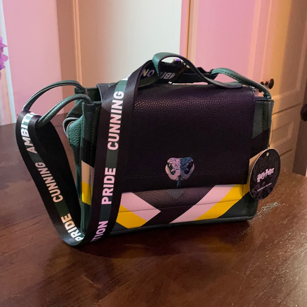 DanielleNicole Harry Potter Slytherin ShoulderBag